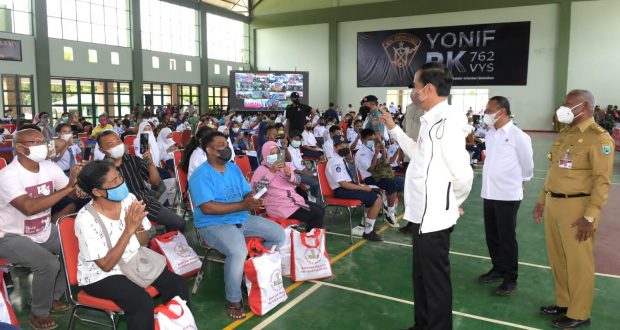 Pelaksanaan Vaksinasi di Kota Sorong Tampil Beda dengan Kehadiran Presiden Jokowi