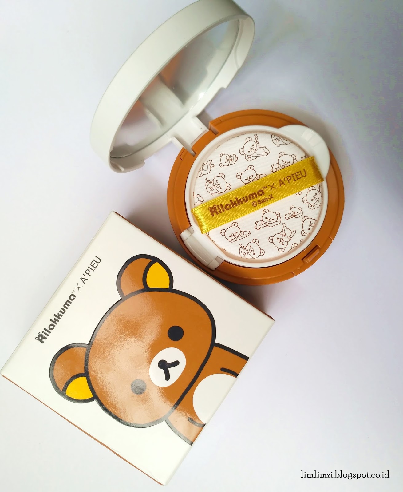 [REVIEW] Rilakkuma X A'PIEU Air Fit Tension Pact No. 23 pyramid limaszi