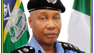 IGP ya yi wa yansanda wa'azi mai ratsa jiki da zai baka mamaki IGP ya yi wa yansanda wa'azi mai ratsa jiki da zai baka mamaki
