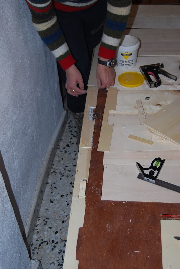 Como he forrado una puerta con madera reciclada