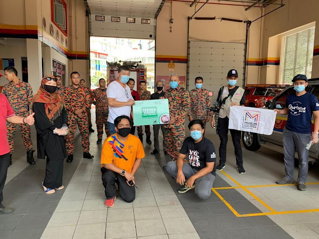 Volunteer MVM Agihan Ayam Syawal Bersama Uncle Kentang