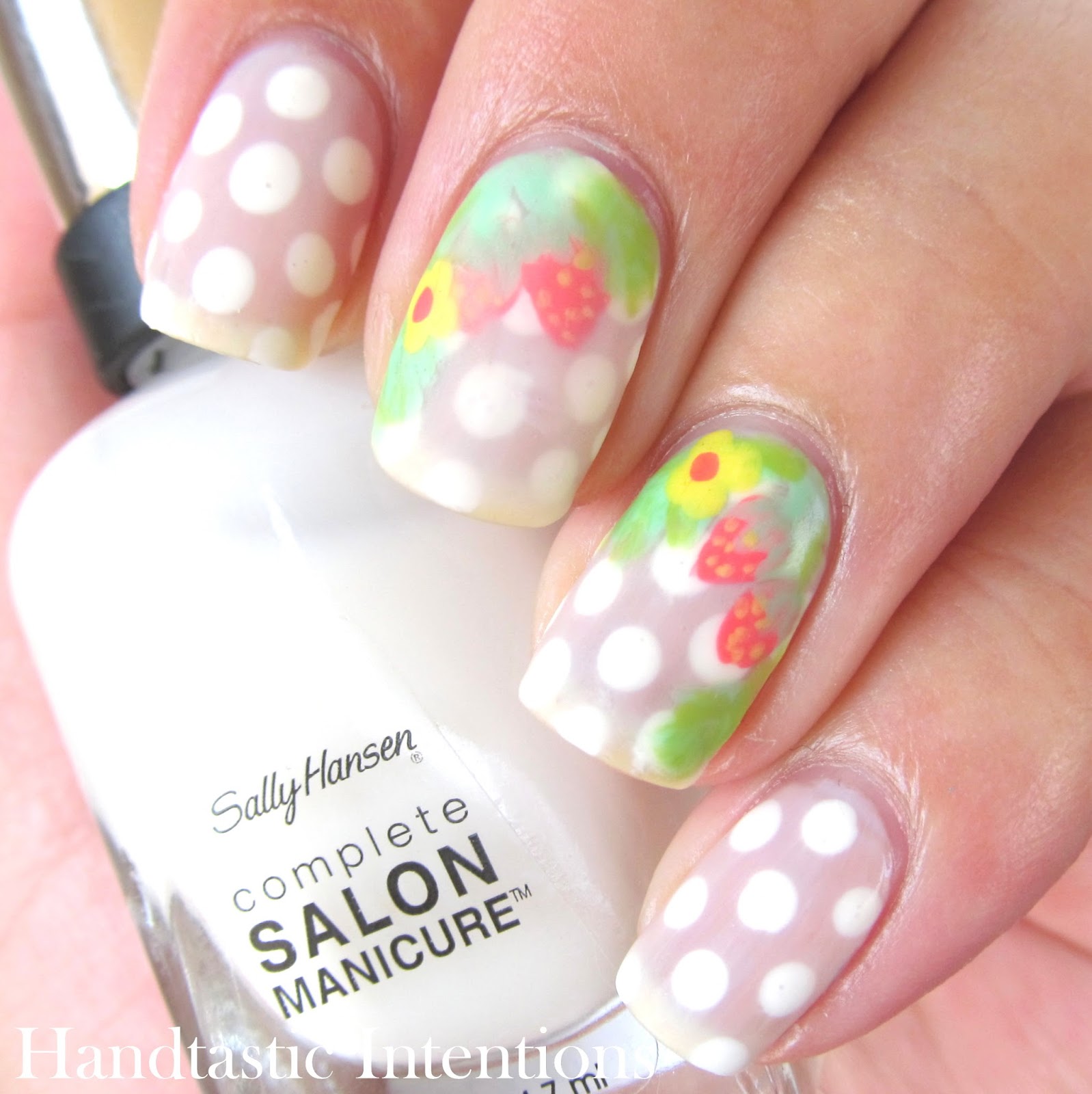 Handtastic Intentions: Nail Art: Strawberry Fields