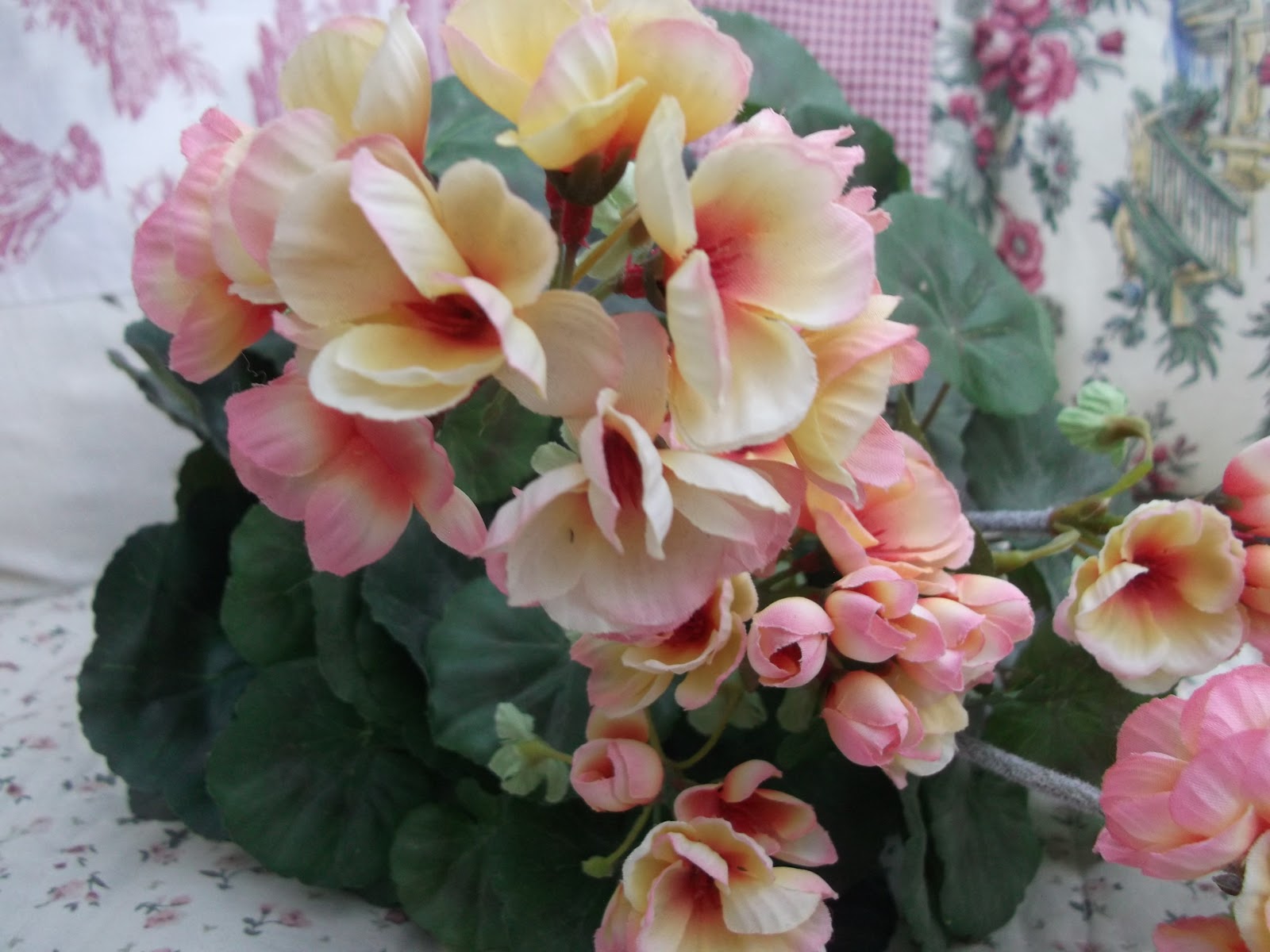 Lella Loves... Silk Flowers (Geraniums)