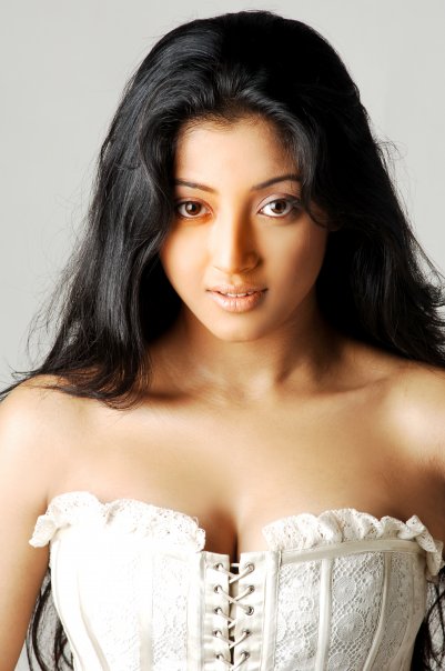 Paoli Dam Indian Bengali Kolkata Tollywood Movie Hot Actress Bed Scene Sexy Photos Pictures