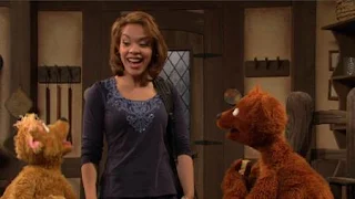 Gabi, Baby Bear, Curly Bear, Sesame Street Episode 4416 Baby Bear's New Sitter season 44