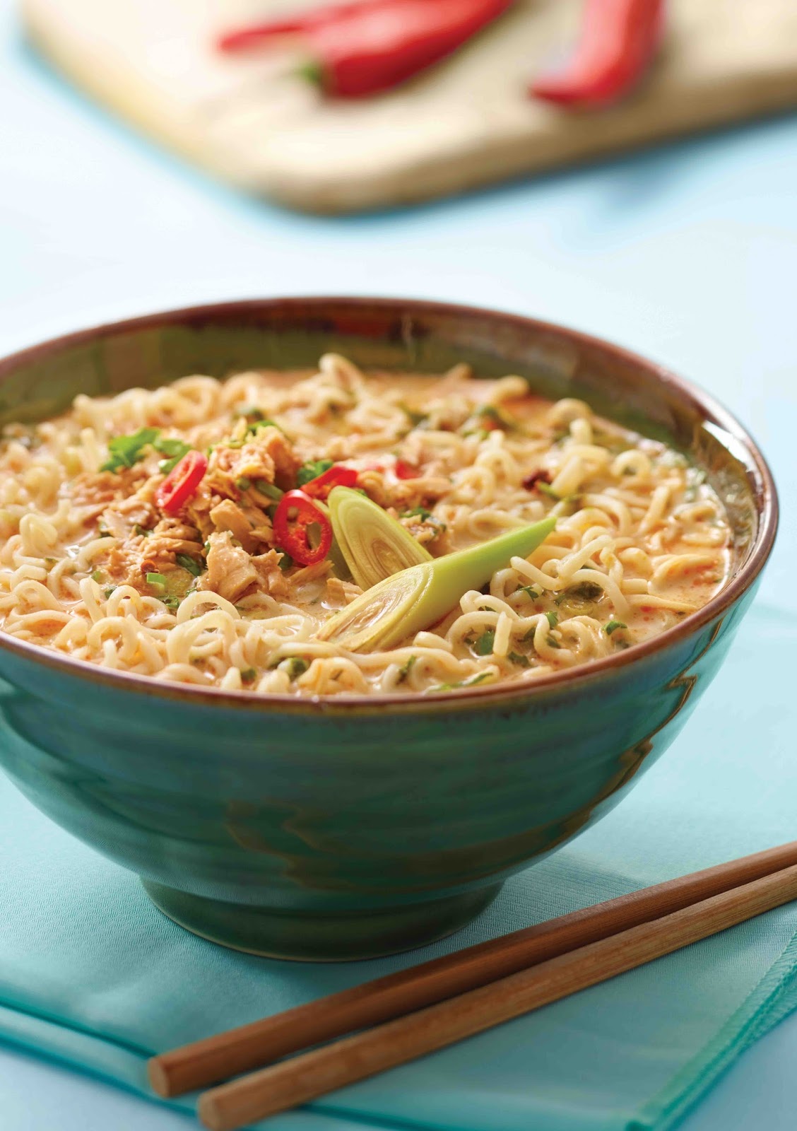 COCONUT NOODLE SOUP WITH AYAM BRANDS FIRE HOT CHILLI TUNA