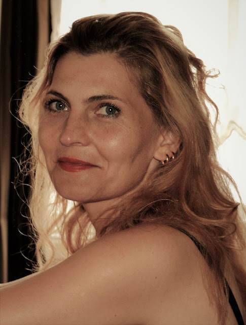 Cristina G. Romanian Author and Poet