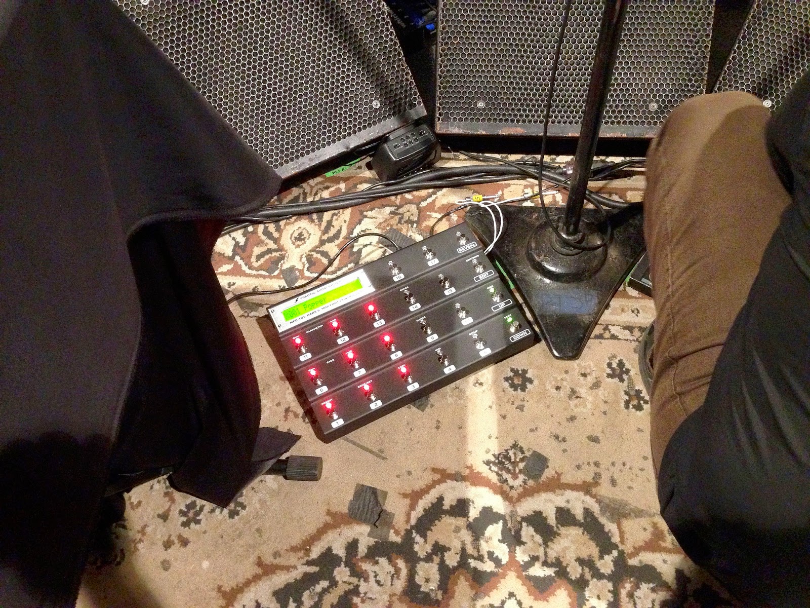 Rock Harmonica Pictures of John Popper's Axe FX Rig