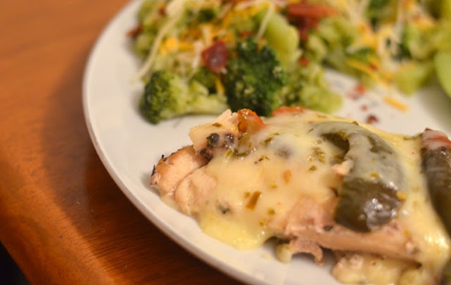 Crock Pot Pepper Jack Chicken #chicken #lowcarb