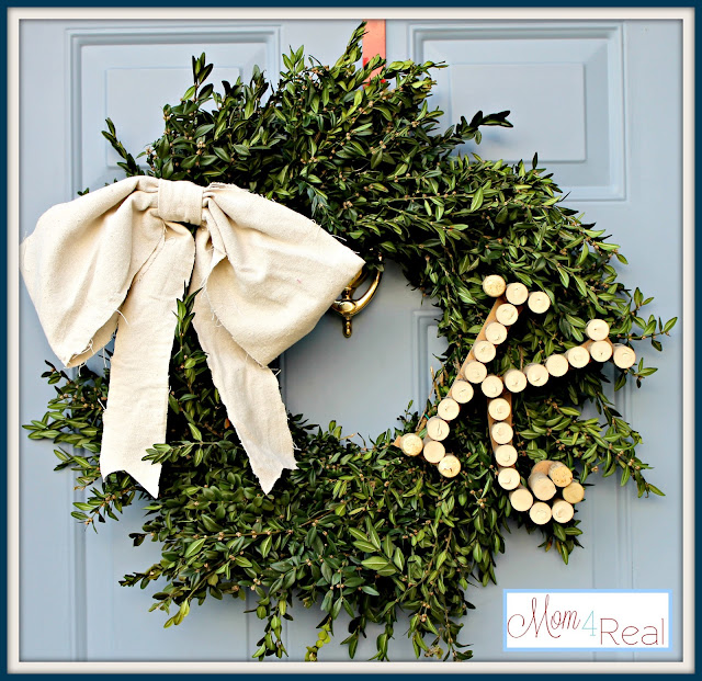 Initial Boxwood Winter Wreath by Mom 4 Real featured on Remodelaholic.com