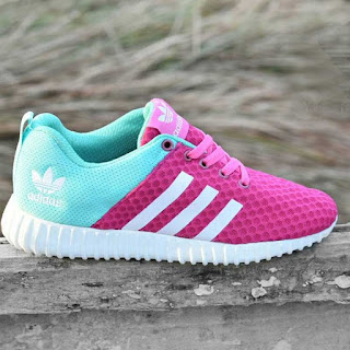 Sepatu Sport Adidas Yeezy Boost Pink