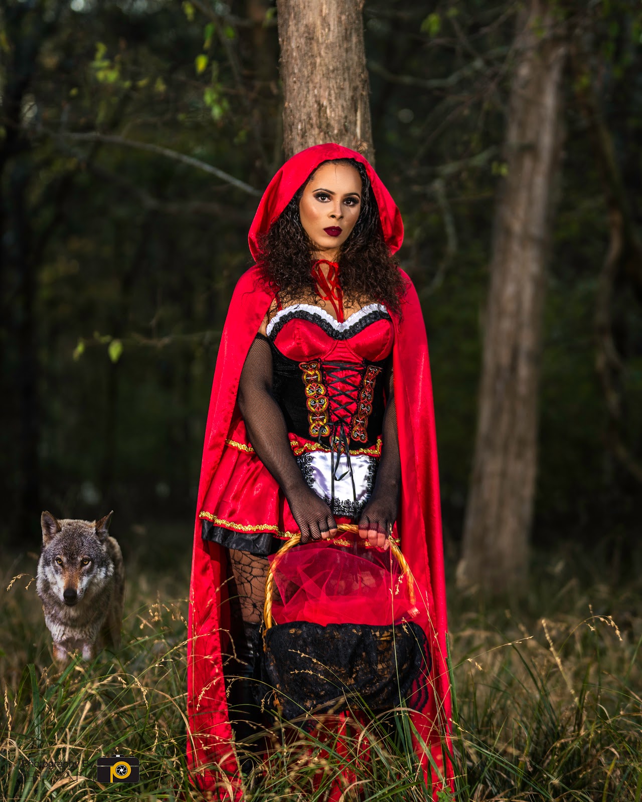 Photography by Sean Ponder: The Little Red Riding Hood - A Cosplay Shoot