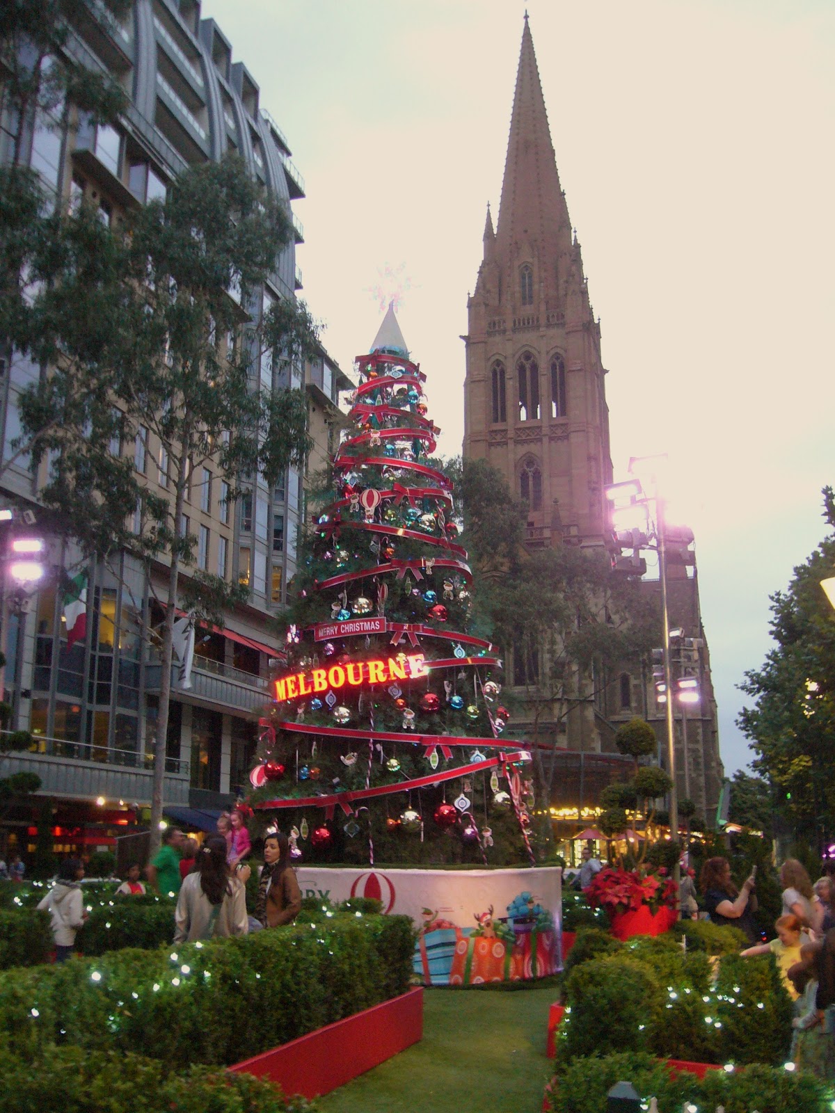 Simple Simon Says: Melbourne - Christmas Trees 2012