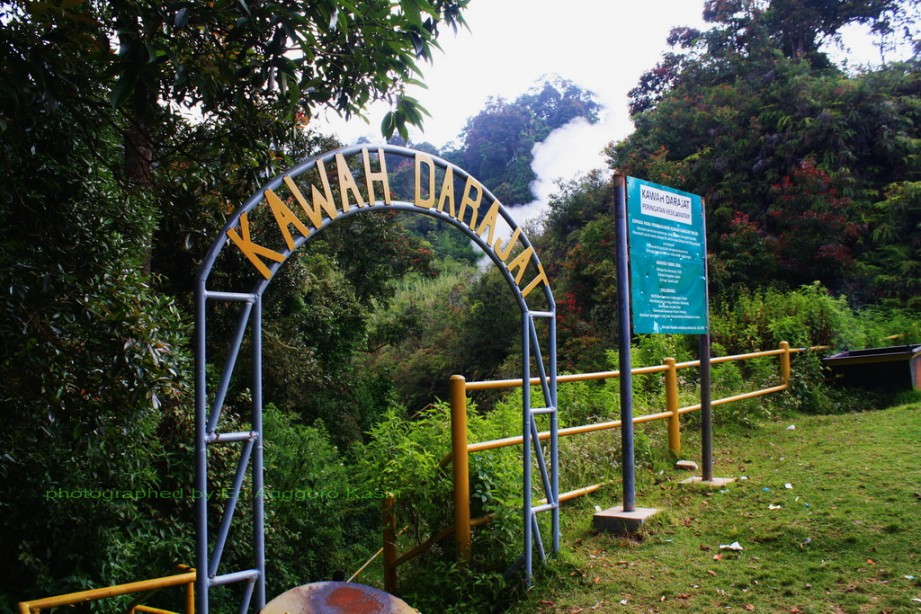 Menjelajahi Keindahan Kawah Aktif Darajat di Garut-Jawa ...