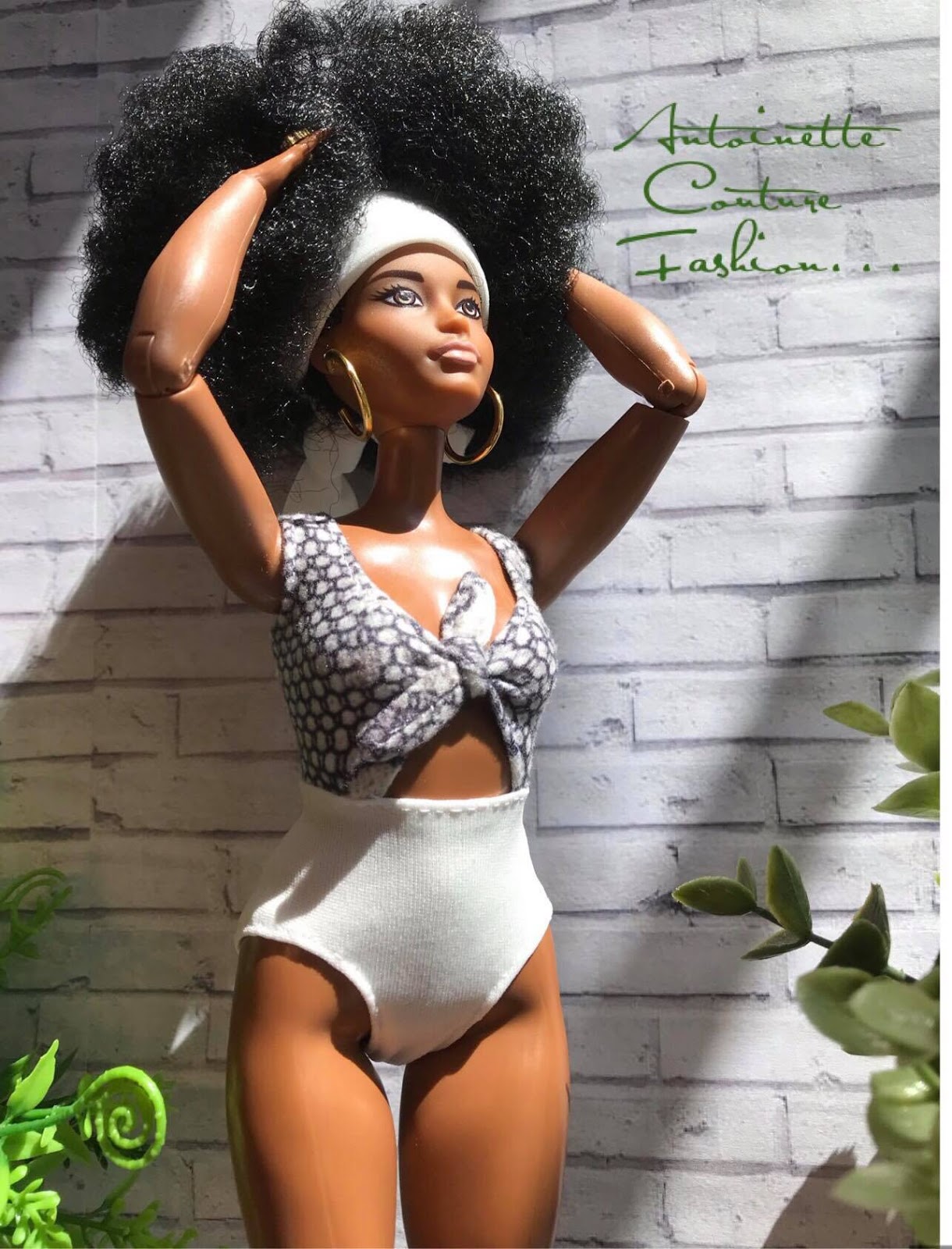 black one piece swimsuit curvy