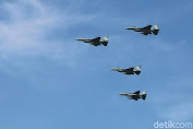 TNI AU Terbangkan 4 Jet Tempur F-16 ke Natuna