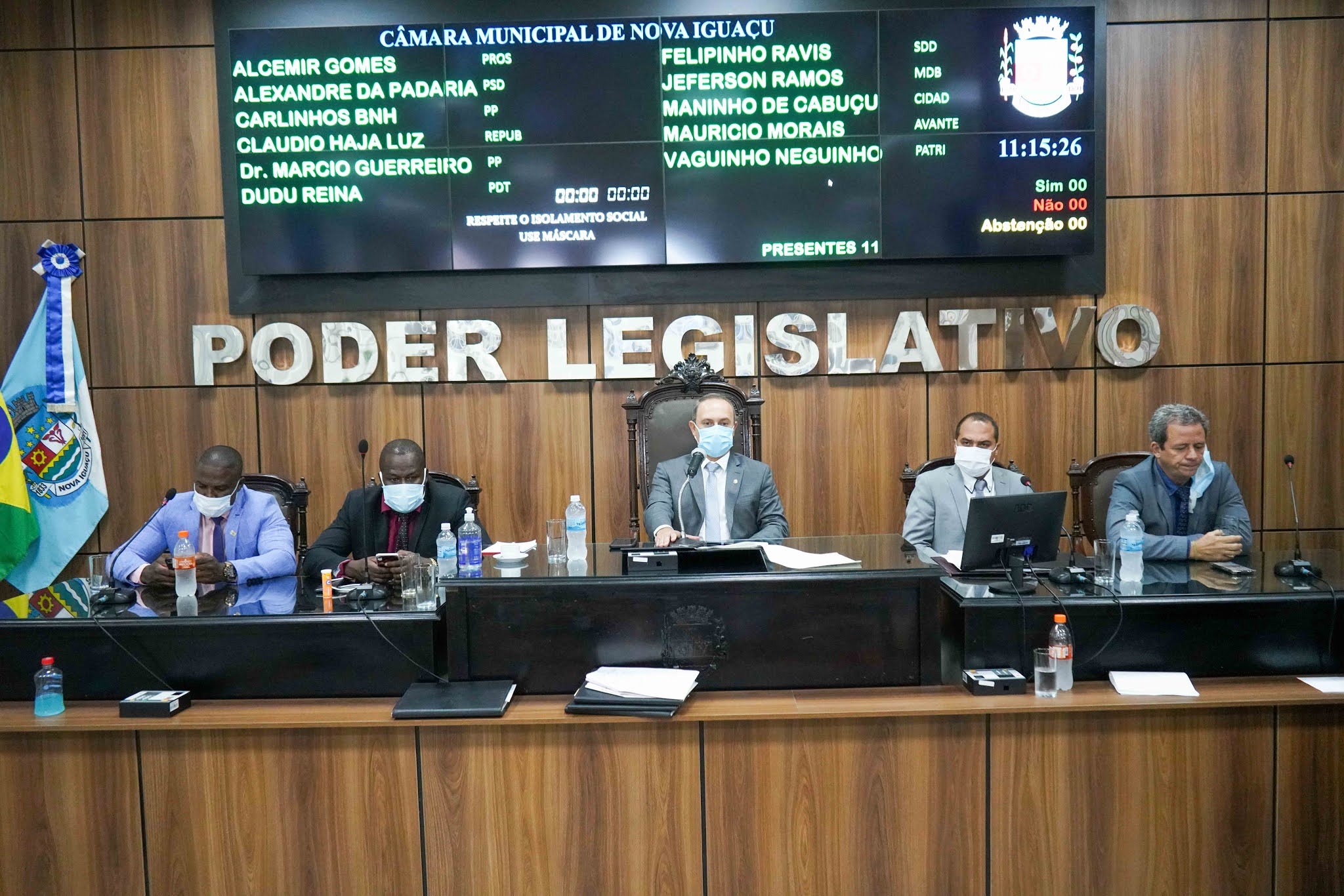PROJETO QUE VISA ADQUIRIR VACINAS PARA O COMBATE AO CORONAVÍRUS É APROVADO NA CÂMARA MUNICIPAL