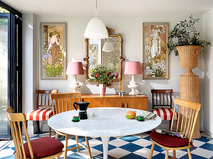 Englantilaista ja värikästä