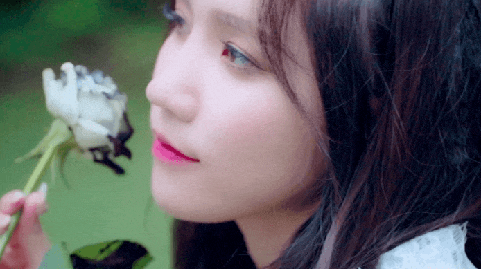 제대로 흑화하는 듯한 러블리즈 | 인스티즈