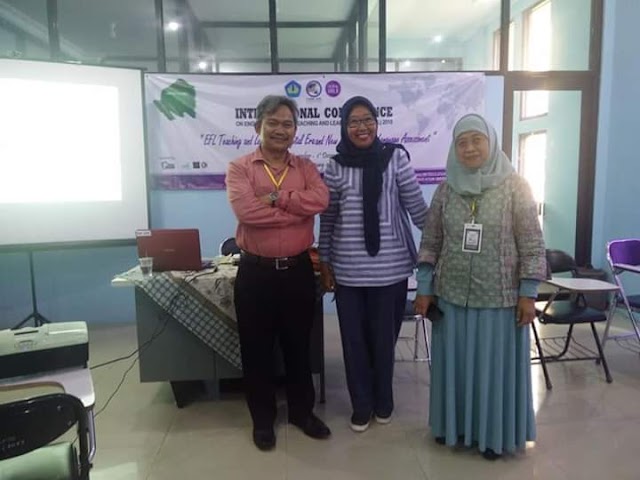 Lecturers and Students of English Education Attended and Participated in International Conference of ICON ELTL in Lampung University 