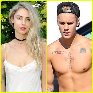 @InstaMag - After his naked photograph emerged online, more nude images of singer #JustinBieber with his Australian girlfriend #SaharaRay have surfaced from Hawaii. biebers-naked-vacation-with-girlfriend