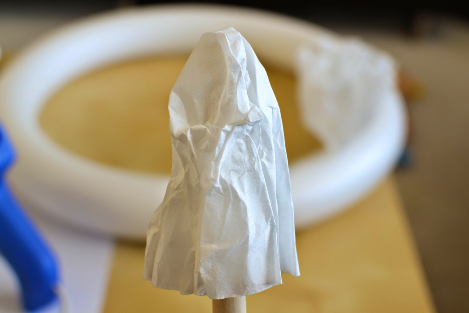 Modern Day Homemaker How to Make Your Own Coffee Filter Wreath