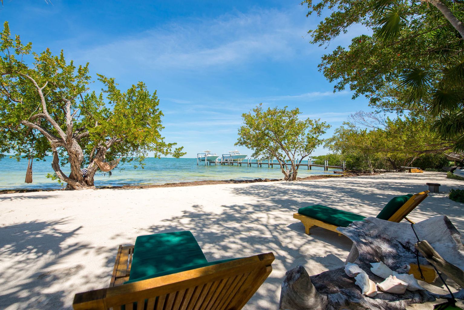 Luxury living in the Keys All open waterfront houses listed in the Keys