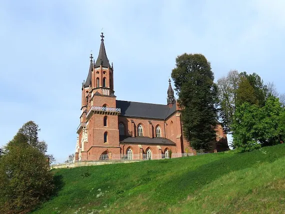 Kościół Wniebowzięcia Najświętszej Maryi Panny w Rzepienniku Strzyżewskim kosciol