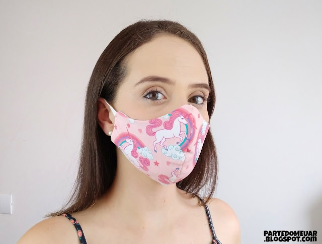 COMO FAZER MÁSCARA DE TECIDO PASSO A PASSO COM MOLDE - 2 MODELOS DIFERENTES mascara tecido infantil