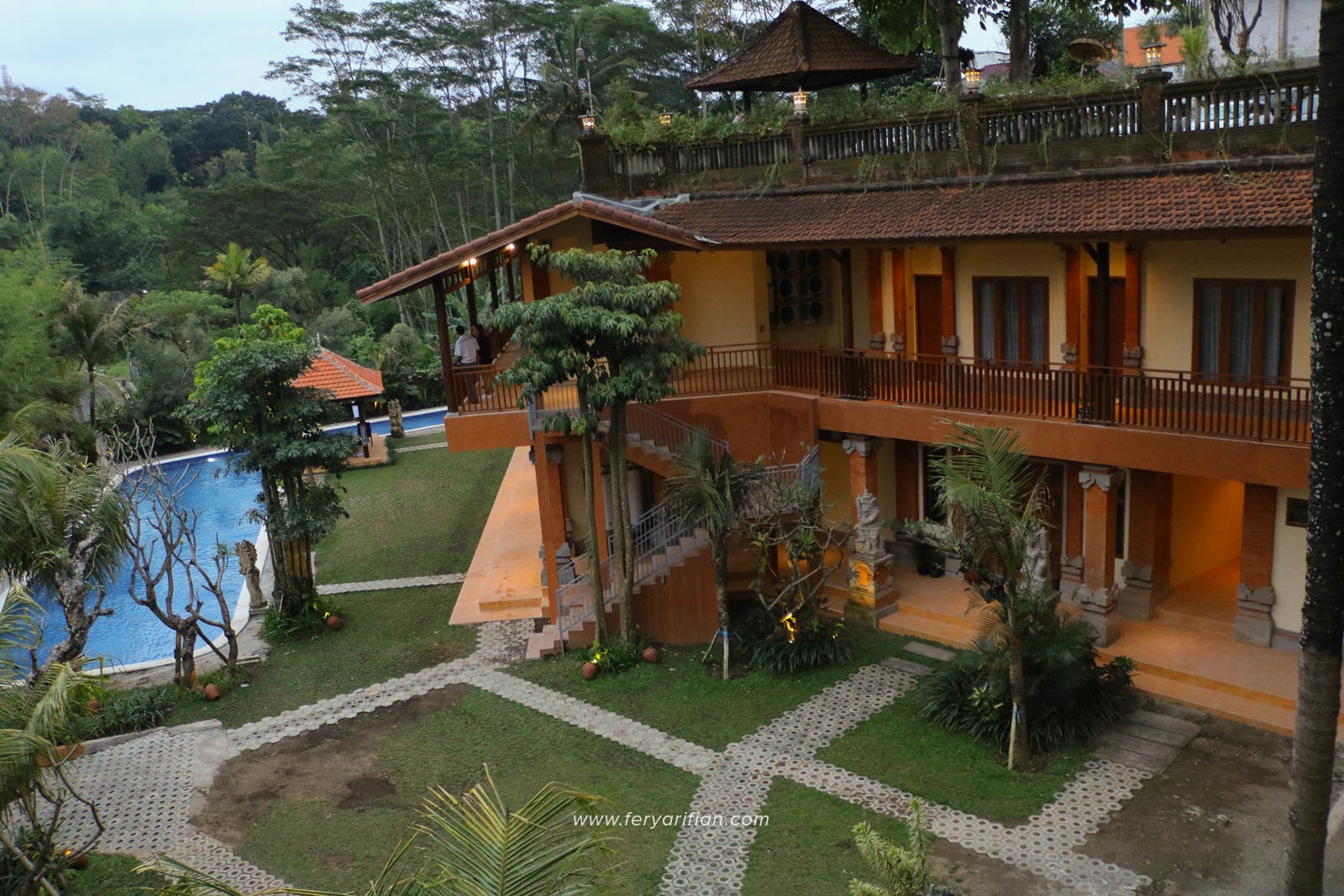 Staycation di Ubud Cottages Malang, Suasananya Persis