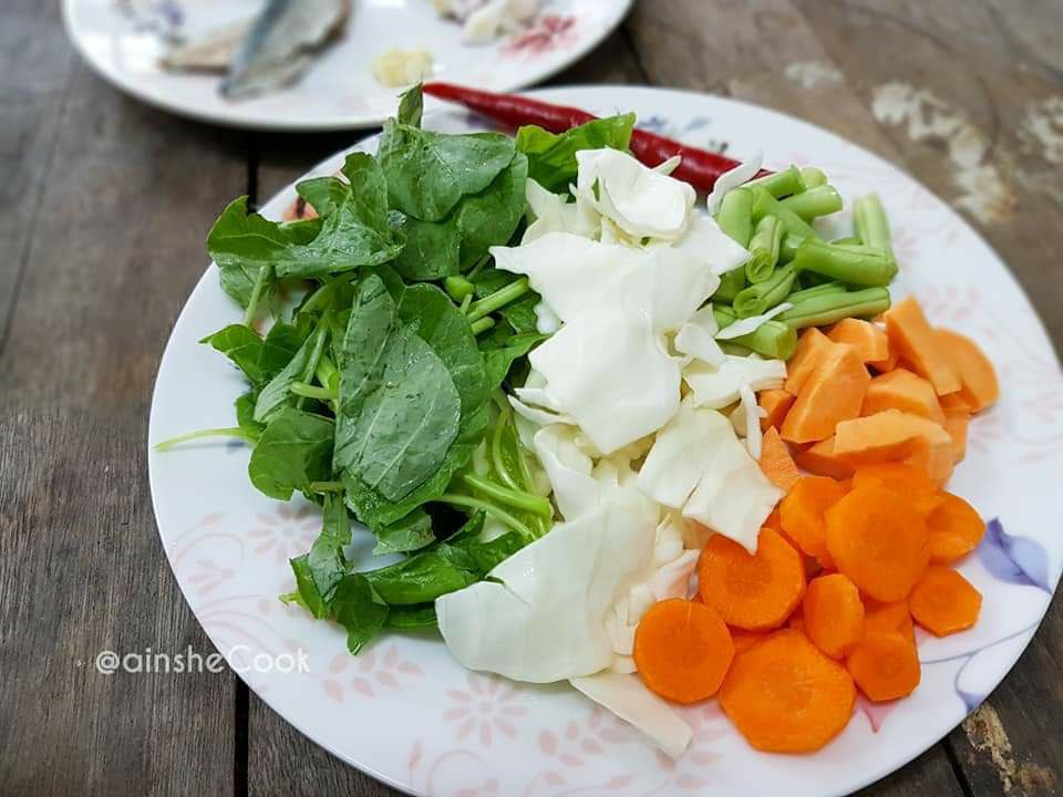 Resepi Masak Lemak Sayur Versi Kelantan, Yang Menggunakan Ikan Rebus