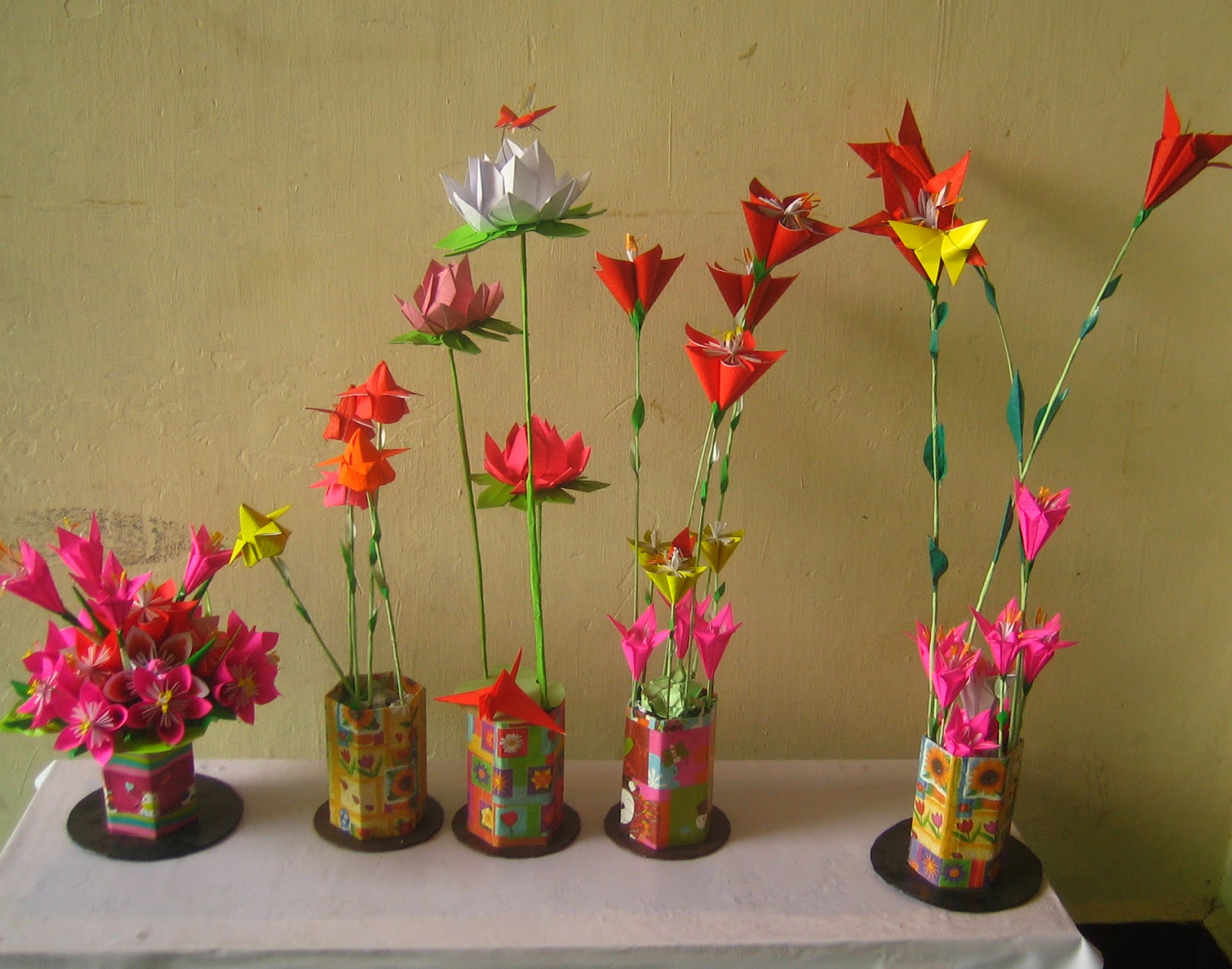 Inspirasi 30+ Cara Membuat Bunga Dari Kertas Minyak, Hiasan Bunga