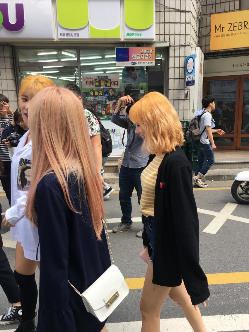 오늘자 청담동사전투표소 우주소녀.jpg | 인스티즈