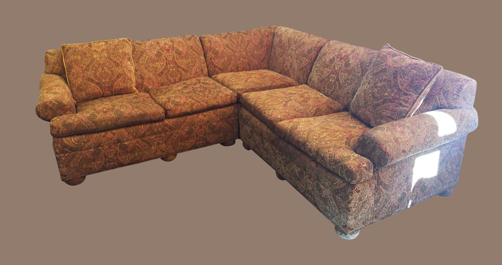 Uhuru Furniture & Collectibles 3 Piece Sectional Sofa in Warm Tone