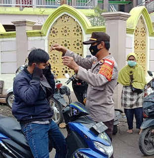 Di Depan Pasar Sudu Polsek Alla Melaksanakan Ops Yustisi