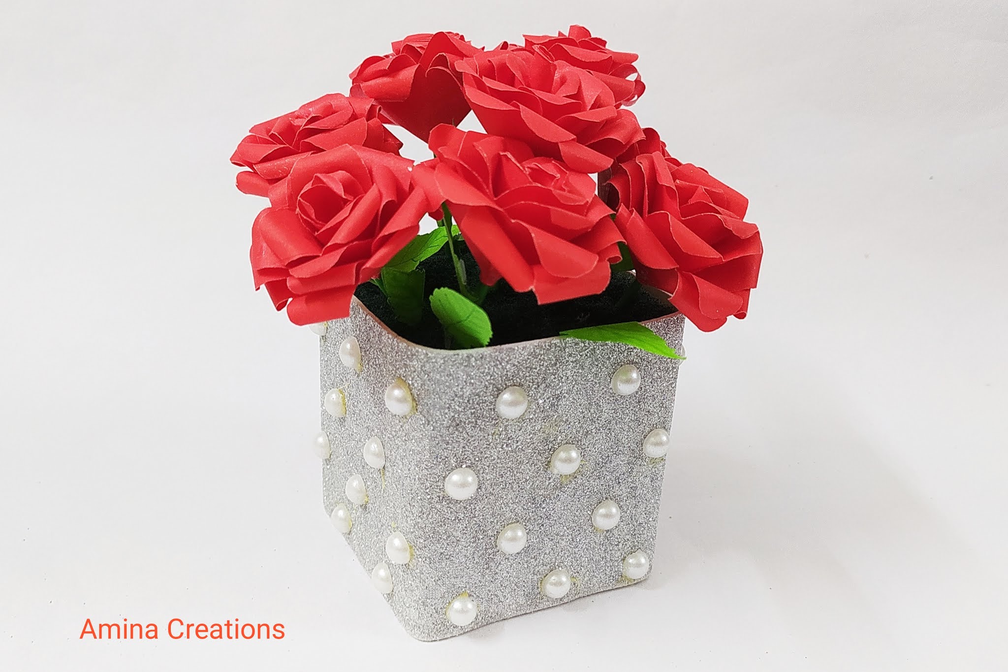 AMINA CREATIONS DIY FLOWER VASE/ HOW TO MAKE A BEAUTIFUL FLOWER VASE