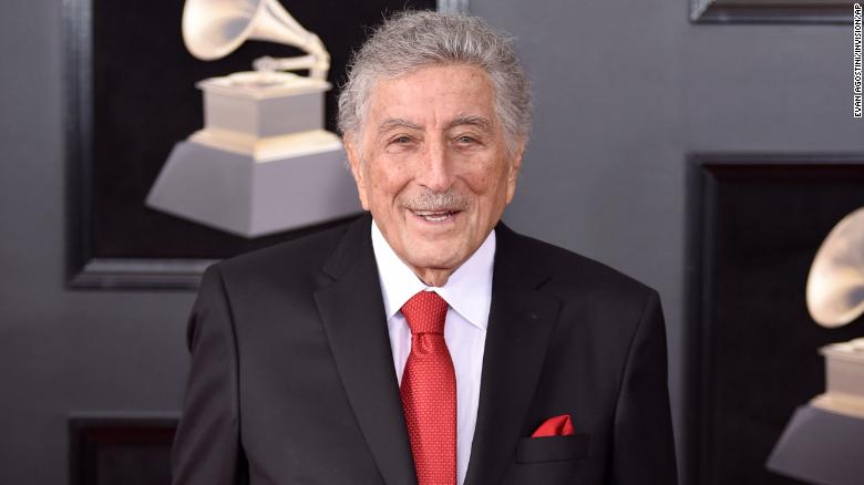 Tony Bennett reveals he has been diagnosed with Alzheimer's
