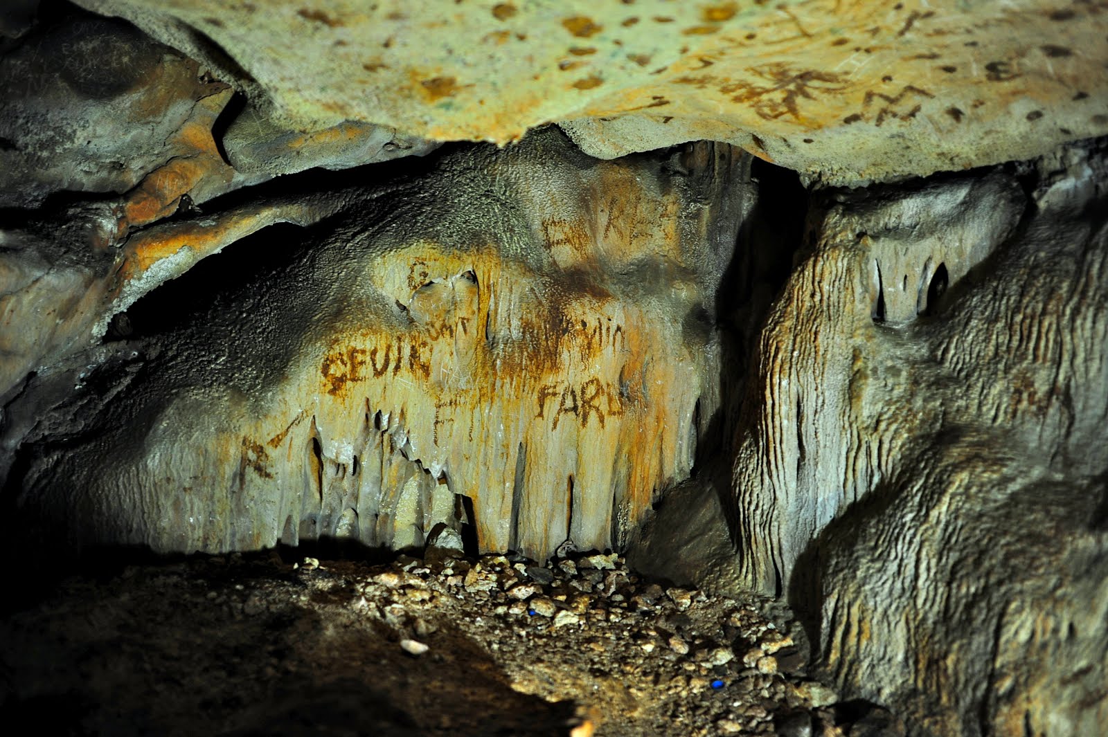 пещера в сафари парке геленджик. пещера кейв крик. пещера в ад рядом с геленджиком. пещера в ад рядом с геленджиком. мариинская пещера.