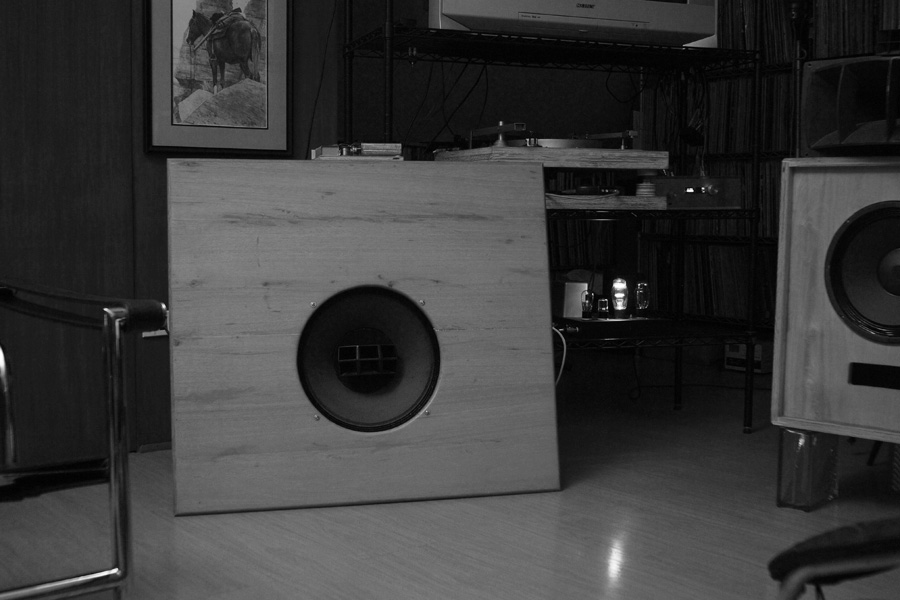 Who has a dedicated mono setup... with *one* speaker? Steve Hoffman