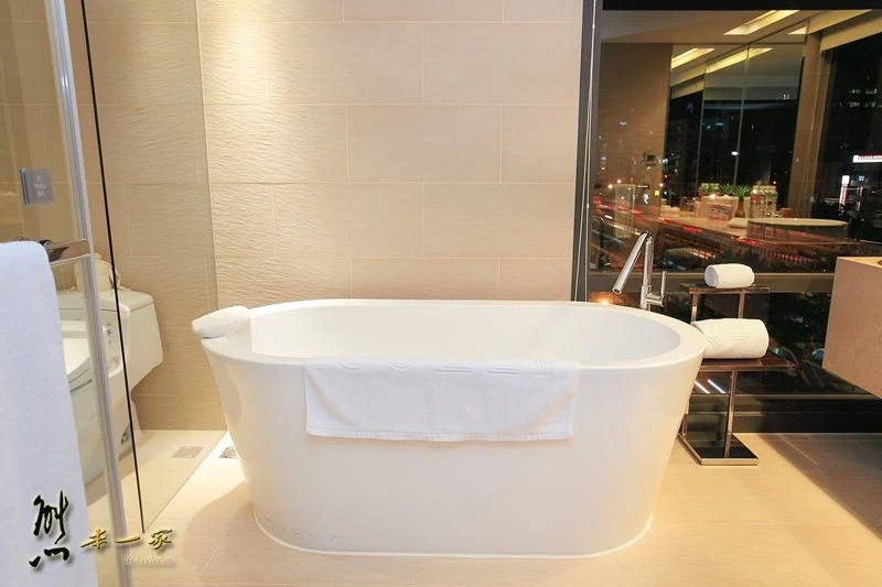 台北出差旅遊交通便利住宿|Hotel Cozzi和逸台北民生館|房型
