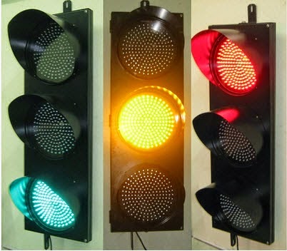 Hình ảnh đèn tín hiệu giao thông 3 màu D 100 xanh vàng đỏ