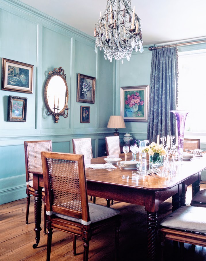 Decor Inspiration English Elegance A Queen Anne Charmer