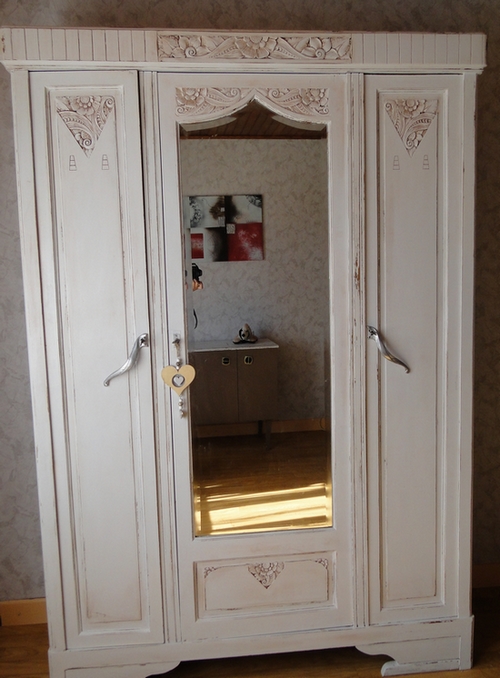id 233 es de papillon relooker une armoire avec de la patine id 233 es de papillon relooker une armoire avec de la patine