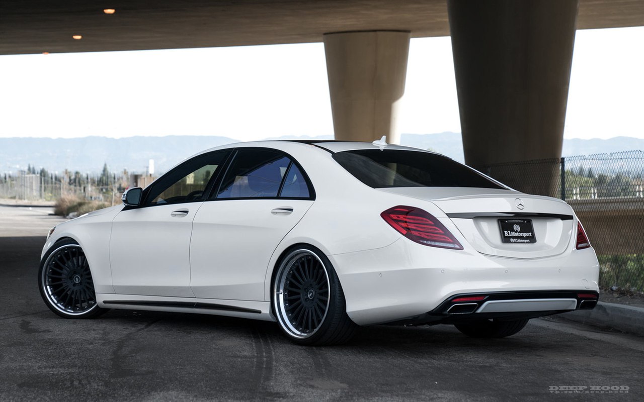 Р‘РµР»С‹Р№ Mercedes Benz s550