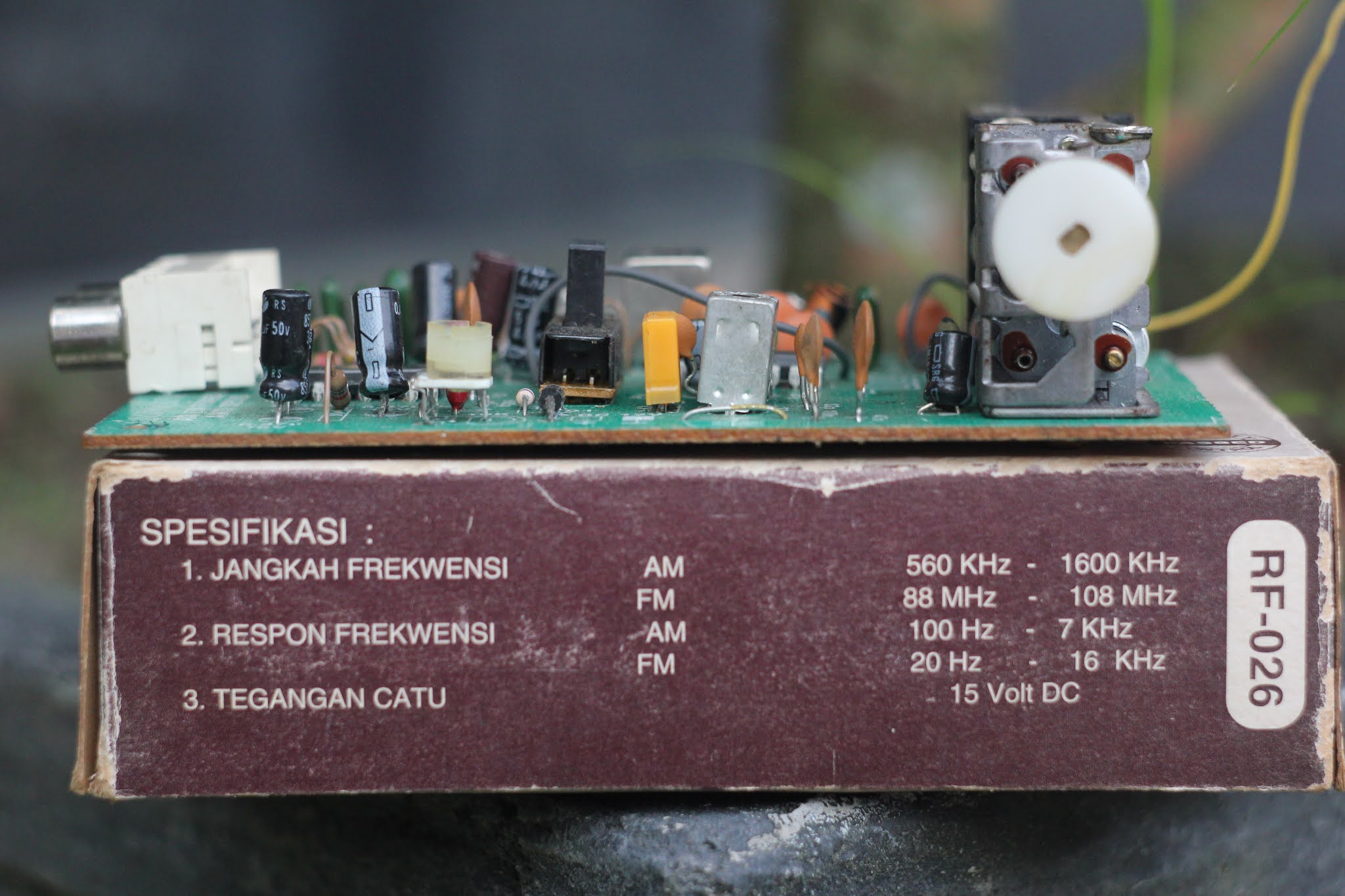 Hobbies MEKATRONIKA . .: KUMPULAN SKEMA PCB RADIO JADOEL TUNER AM