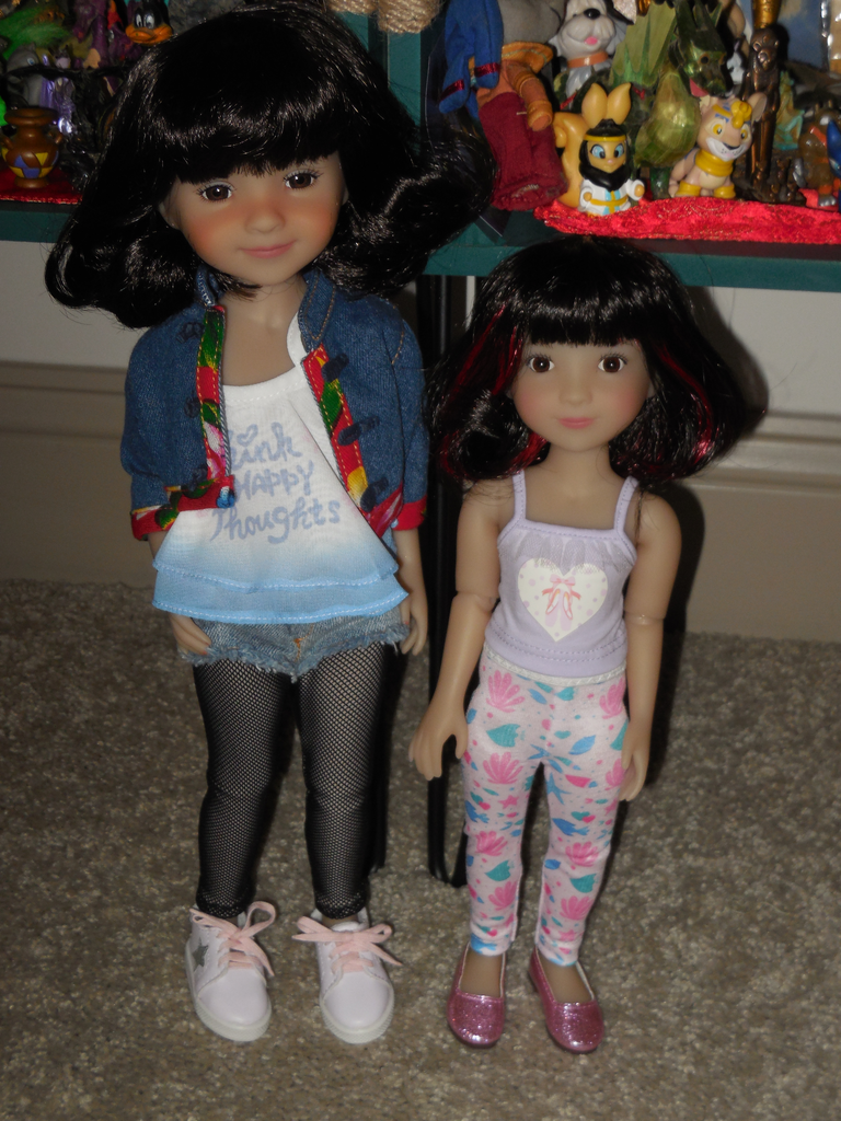 Veni Vidi Dolli REVIEW Ruby Red Fashion Friends Siblies Kelsey & Sydney