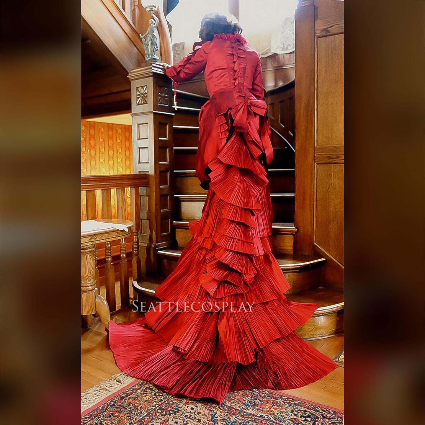 Crimson Peak - Lucille Sharpe's Drop of Blood dress