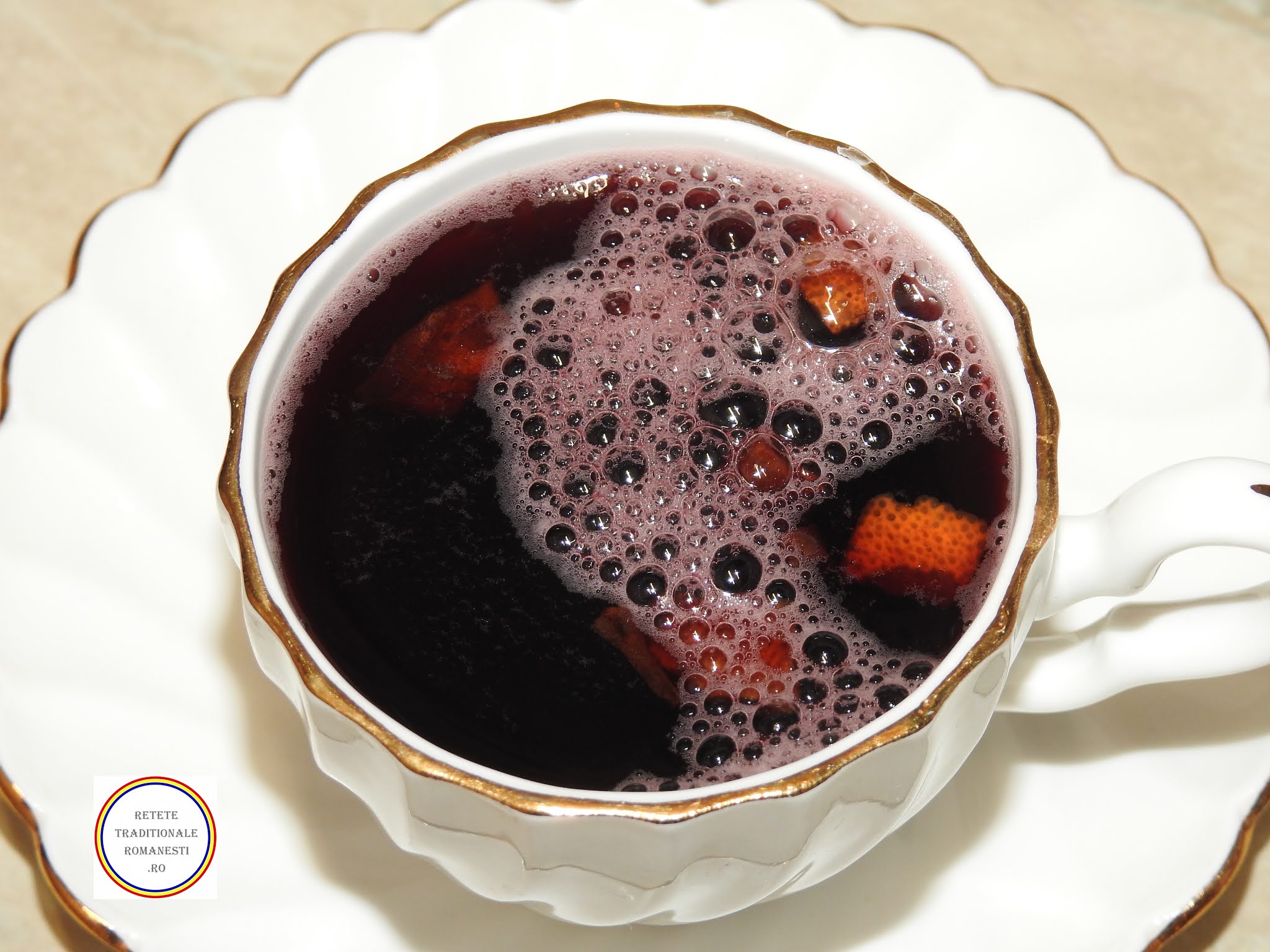 Vin fiert reteta Retetetraditionaleromanesti.ro