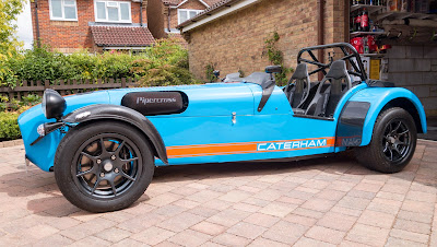 The first look of my Caterham R500 with carbon aero screen fitted