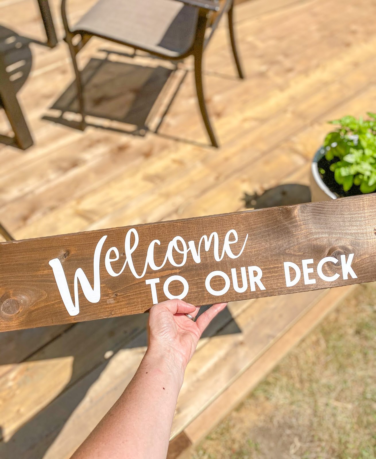 Welcome to Our Deck - Wooden Welcome Sign Tutorial